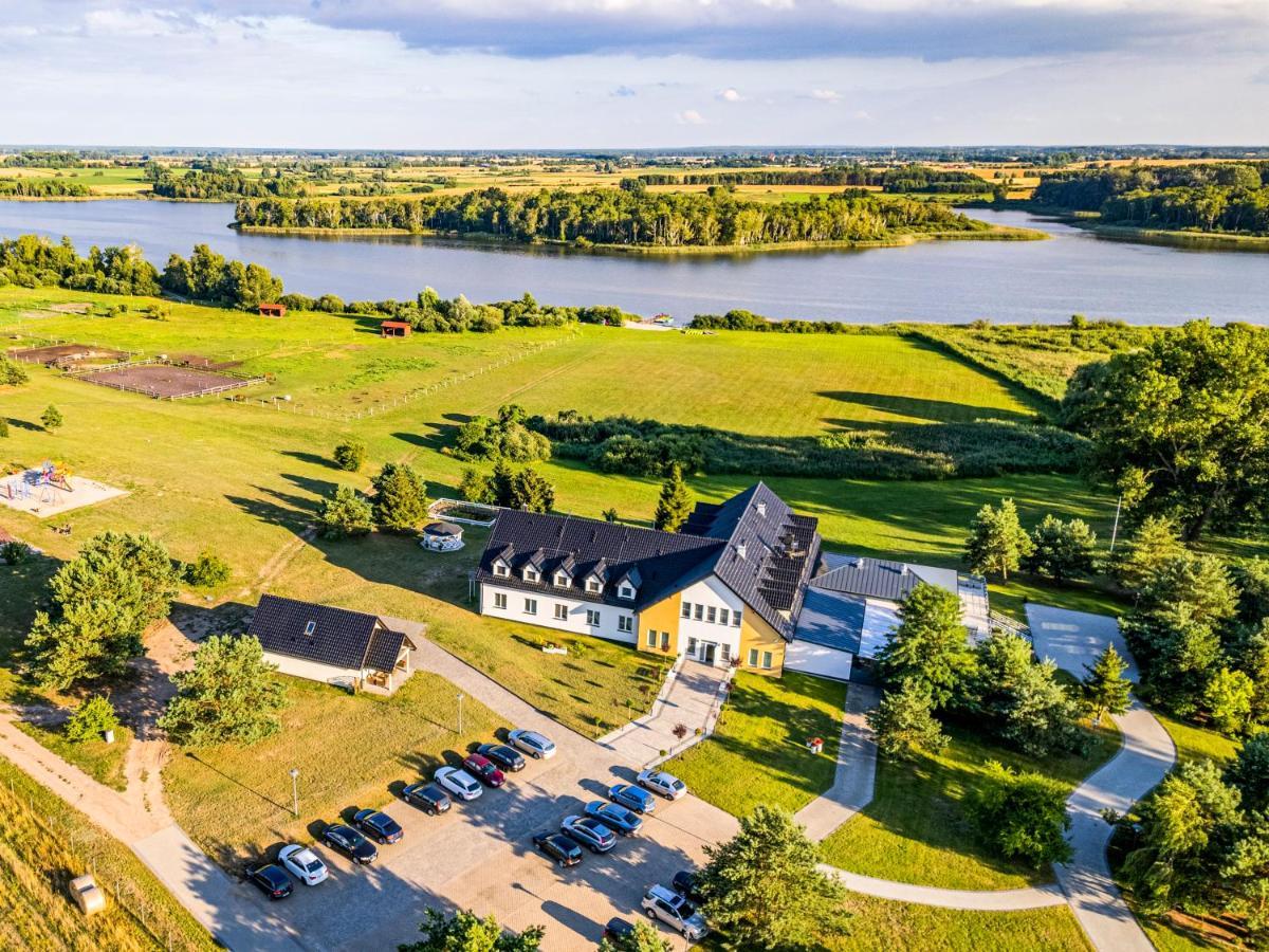 Pensjonat Zielone Wzgórze Lipiany Exterior foto